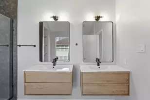 137 Heritage Dr, Crowley, TX 76036 - Photo 18