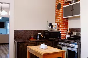 705 S Jackson St, McGregor, TX 76657 - Photo 10