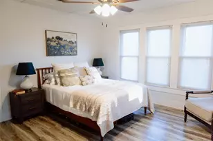 705 S Jackson St, McGregor, TX 76657 - Photo 4