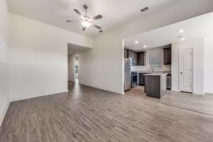 13611 Logan Pass Dr, Ponder, TX 76259 - Photo 10