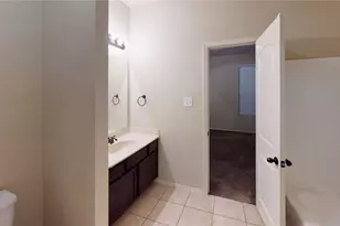 305 Orbit Dr, Lavon, TX 75166 - Photo 4