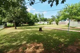 1441 Brazos St, Graham, TX 76450 - Photo 30
