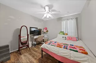 5065 Blanco Dr, Haltom City, TX 76137 - Photo 6