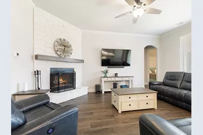 1905 Silver Falls Drive, Burleson, TX 76028 - Photo 8