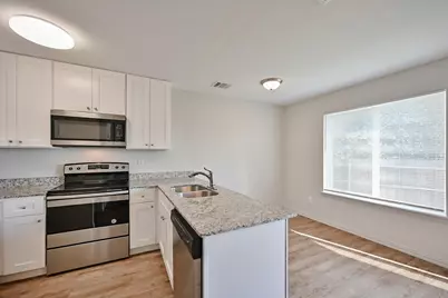 4506 Alamosa Street, Forest Hill, TX 76119 - Photo 4