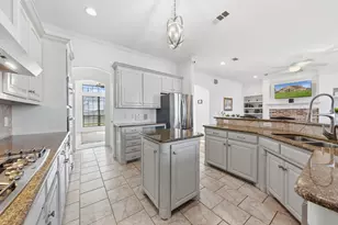 3417 N Bay Breeze Ln, Fort Worth, TX 76179 - Photo 12