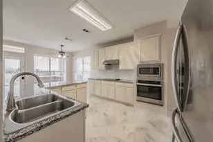 5786 Walnut Creek Dr, Fort Worth, TX 76137 - Photo 8