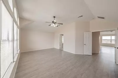 5786 Walnut Creek Drive, Fort Worth, TX 76137 - Photo 26