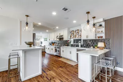 9831 Lakemont Drive, Dallas, TX 75220 - Photo 10