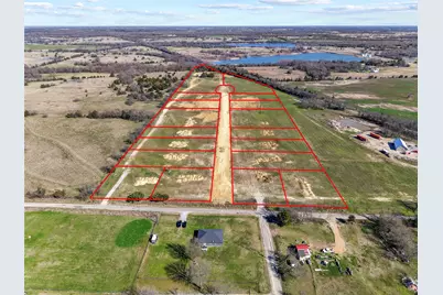 355 Roundtree Circle, Wolfe City, TX 75496 - Photo 2