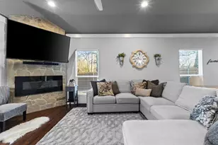 4406 Fernwood Ave, Dallas, TX 75216 - Photo 10