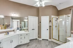 405 Shenandoah Dr, Burleson, TX 76028 - Photo 16