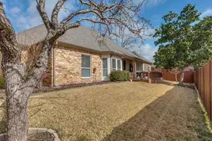 405 Shenandoah Dr, Burleson, TX 76028 - Photo 24