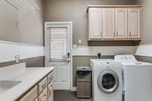 405 Shenandoah Dr, Burleson, TX 76028 - Photo 22