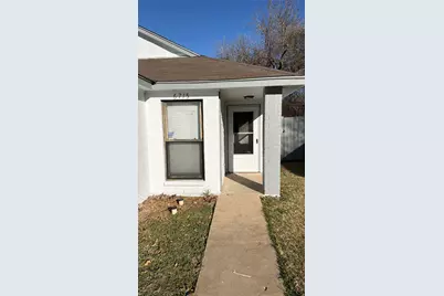 6715 Cuculu Drive, Fort Worth, TX 76133 - Photo 2