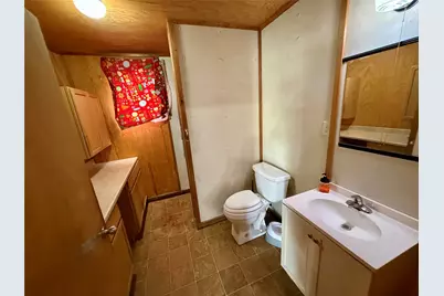 313 E 9th Street, Clifton, TX 76634 - Photo 8