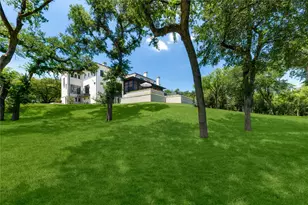 10010 Strait Ln, Dallas, TX 75229 - Photo 40