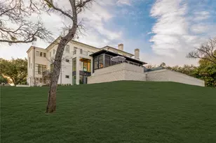 10010 Strait Ln, Dallas, TX 75229 - Photo 12