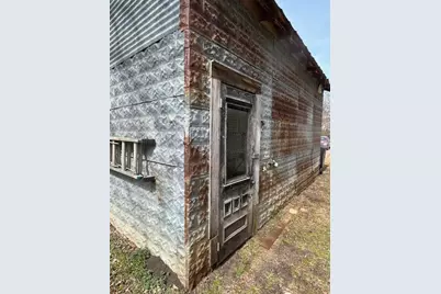 317 E Grand Street, Whitewright, TX 75491 - Photo 36