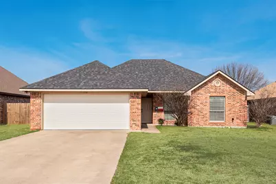 106 Hanover Avenue, Palmer, TX 75152 - Photo 1
