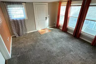 1513 Hurley Ave, Fort Worth, TX 76104 - Photo 2