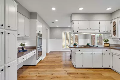 2307 Leonard Court, Arlington, TX 76015 - Photo 8