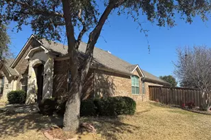 1326 Greenhaven Dr, Garland, TX 75043 - Photo 10