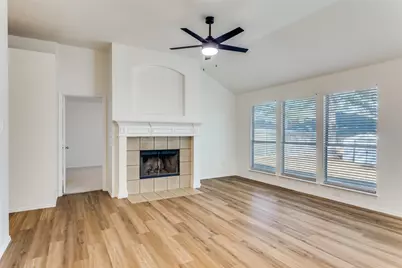 533 Lowery Oaks Trail, Fort Worth, TX 76120 - Photo 8