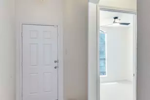 533 Lowery Oaks Trl, Fort Worth, TX 76120 - Photo 6