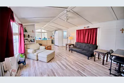 600 E Nelson Street, Bowie, TX 76230 - Photo 10