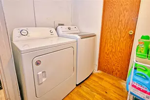 600 E Nelson St, Bowie, TX 76230 - Photo 16