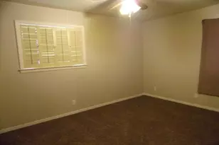 2620 Crescent Dr, Vernon, TX 76384 - Photo 4