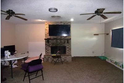 2620 Crescent Drive, Vernon, TX 76384 - Photo 2