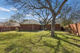 7308 Century Dr, North Richland Hills, TX 76182 - Photo 2