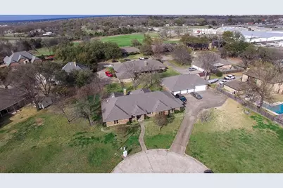 108 Heatherstone Circle, Kaufman, TX 75142 - Photo 2