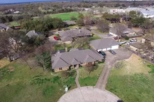 108 Heatherstone Cir, Kaufman, TX 75142 - Photo 2