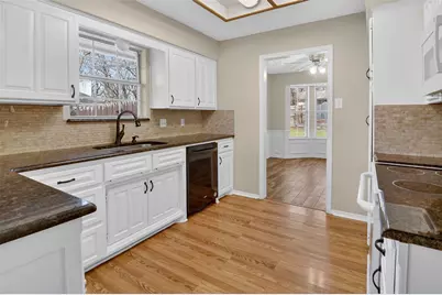 122 Camelot Drive, Weatherford, TX 76086 - Photo 10