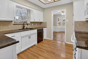 122 Camelot Dr, Weatherford, TX 76086 - Photo 10