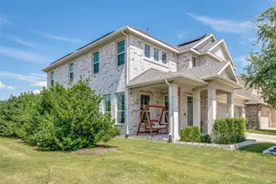 5820 Stonewall Dr, McKinney, TX 75070 - Photo 2