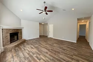 2611 Fountainview Dr, Corinth, TX 76210 - Photo 4