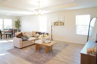 4604 Benham Dr, Crowley, TX 76036 - Photo 6