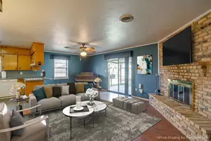 308 Thompson Ct, Saginaw, TX 76179 - Photo 4