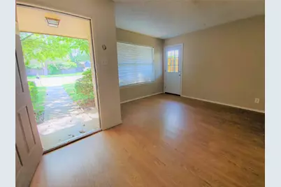 1002 Mulkey Lane, Denton, TX 76209 - Photo 2