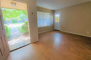 1002 Mulkey Ln, Denton, TX 76209 - Photo 2