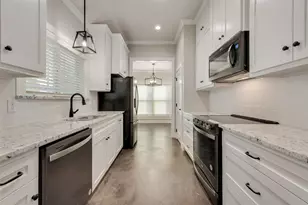 905 S Smith St, Ennis, TX 75119 - Photo 10