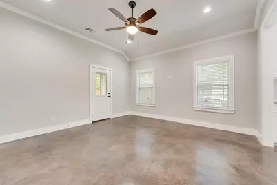 905 S Smith Street, Ennis, TX 75119 - Photo 6