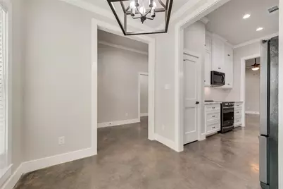 905 S Smith Street, Ennis, TX 75119 - Photo 8