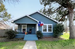 713 W Spring St, Weatherford, TX 76086 - Photo 1