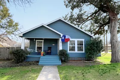 713 W Spring Street, Weatherford, TX 76086 - Photo 1