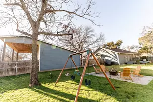 713 W Spring St, Weatherford, TX 76086 - Photo 38